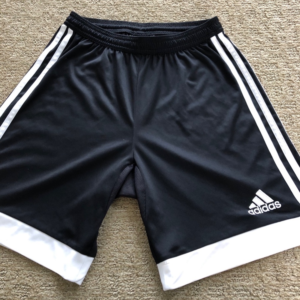 Adidas youth shorts large